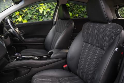 2017 Honda Vezel Z / HR-V Hybrid - Thumbnail
