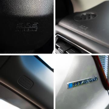 2017 Honda Vezel Z / HR-V Hybrid - Thumbnail