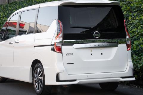2021 Nissan Serena Highway Star V - Thumbnail