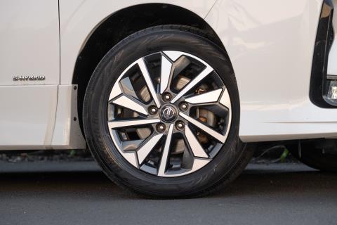 2021 Nissan Serena Highway Star V - Thumbnail