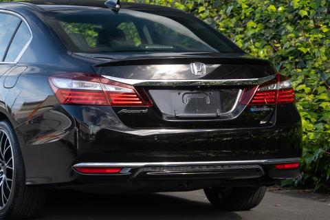 2016 Honda Accord Hybrid EX - Thumbnail