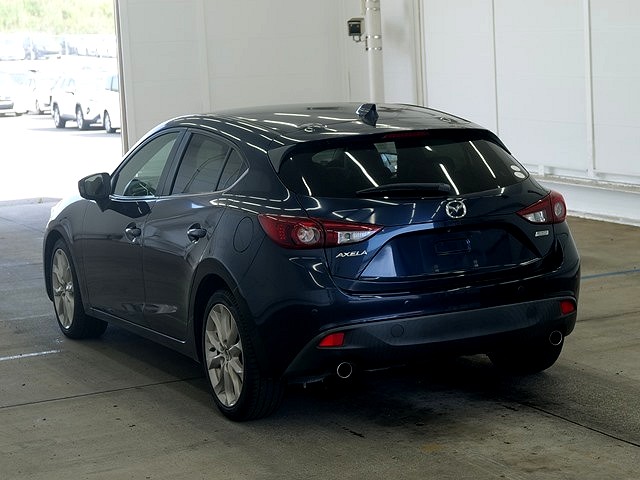 2014 Mazda Axela 20S / 3 Ltd