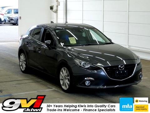 2014 Mazda Axela 20S / 3 Ltd - Thumbnail