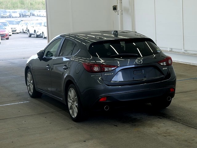 2014 Mazda Axela 20S / 3 Ltd
