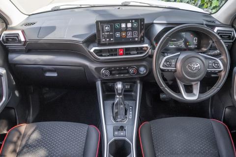 2022 Toyota Raize Z Hybrid - Thumbnail