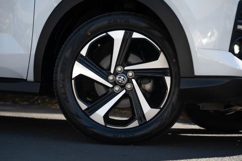 2022 Toyota Raize Z Hybrid - Thumbnail