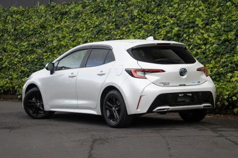 2021 Toyota Corolla Sport Hybrid G - Thumbnail