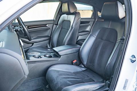 2022 Honda Civic Sport Hybrid - Thumbnail