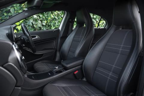 2015 Mercedes-Benz A180 Sport - Thumbnail