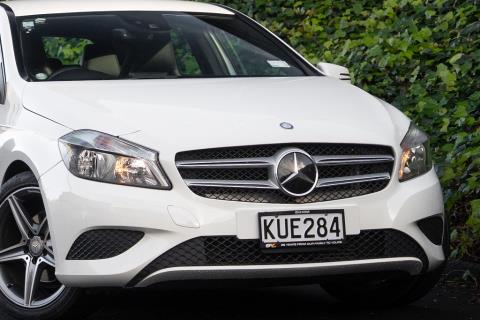2015 Mercedes-Benz A180 Sport - Thumbnail