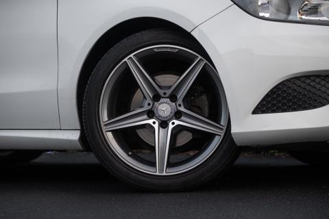 2015 Mercedes-Benz A180 Sport - Thumbnail