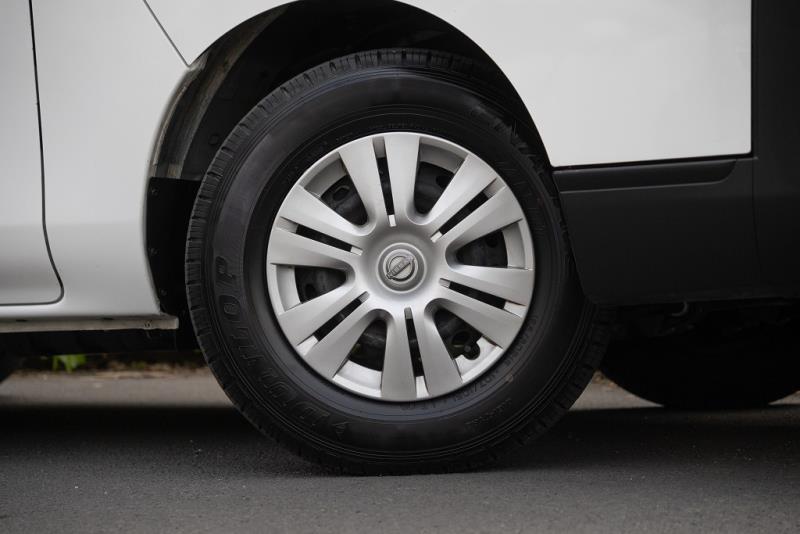 2022 Nissan NV350 / Caravan DX