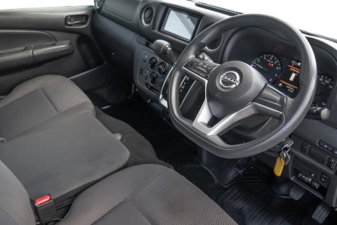 2022 Nissan NV350 / Caravan DX - Thumbnail
