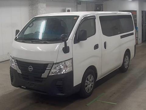 2022 Nissan NV350 5 Door Petrol - Thumbnail