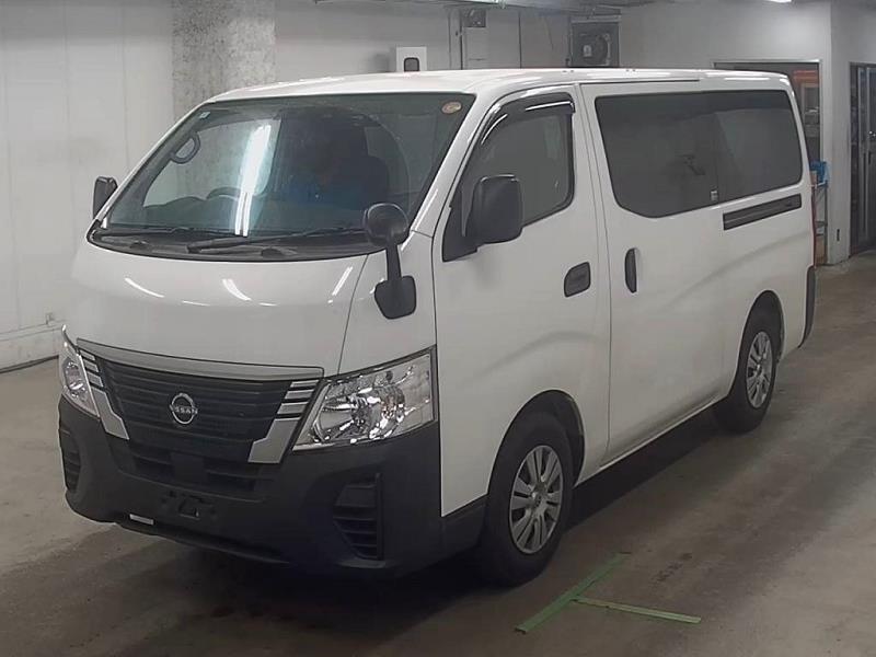 2022 Nissan NV350 5 Door Petrol