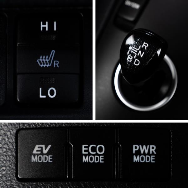 2017 Toyota Auris Hybrid / Corolla
