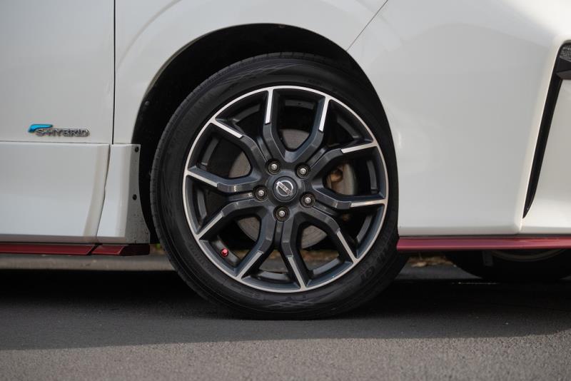 2018 Nissan Serena Hybrid NISMO
