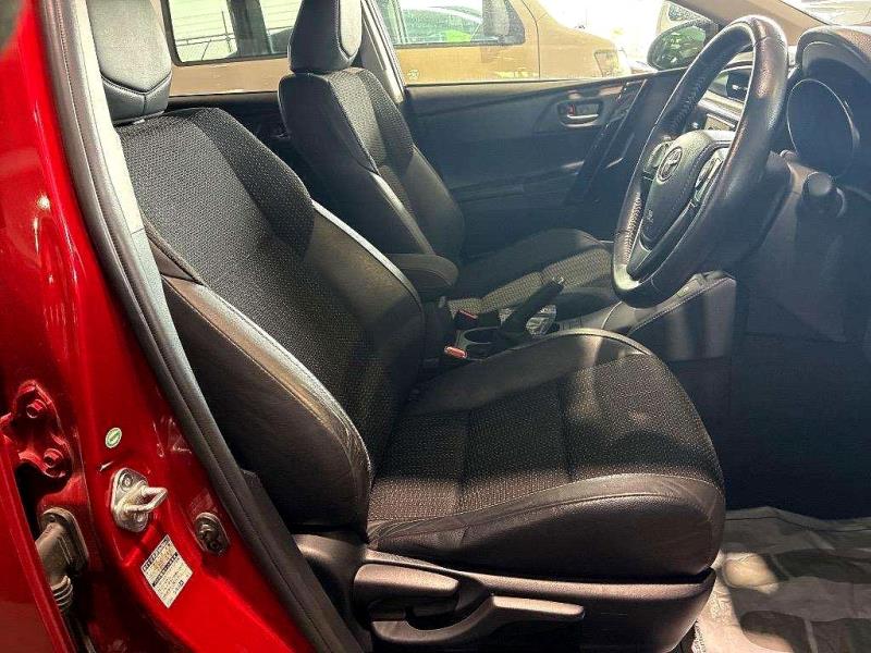2016 Toyota Auris Hybrid / Corolla