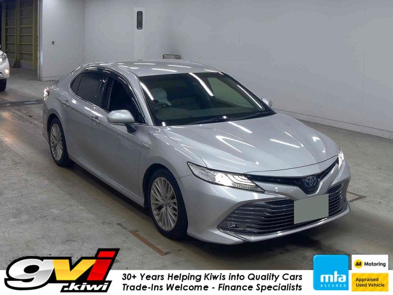 2017 Toyota Camry Hybrid G