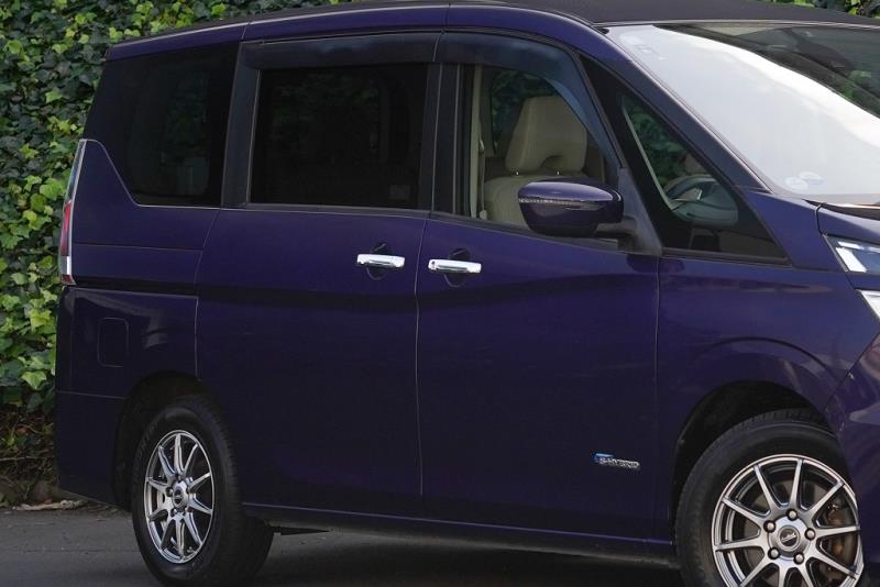 2018 Nissan Serena Hybrid