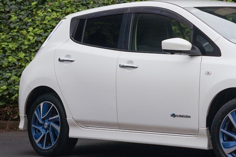 2017 Nissan Leaf 30X Autech