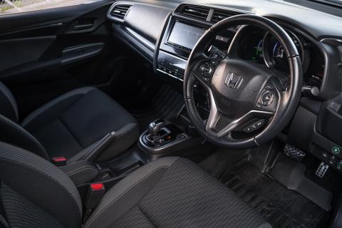 2019 Honda Fit S / Jazz Hybrid - Thumbnail