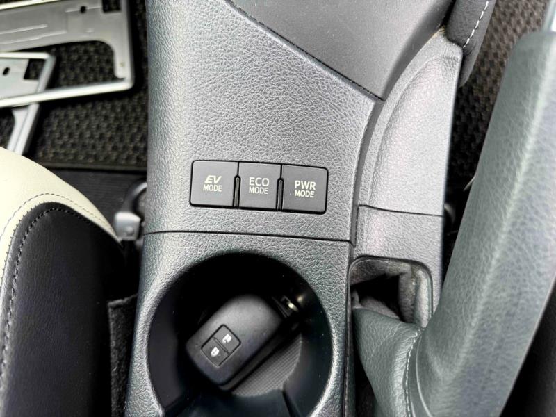 2016 Toyota Auris Hybrid / Corolla