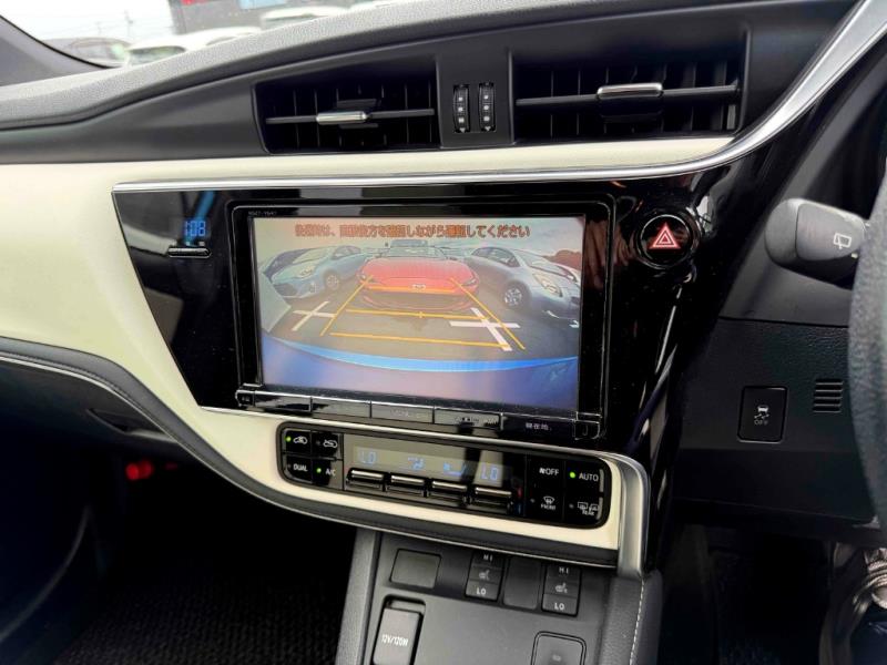 2016 Toyota Auris Hybrid / Corolla