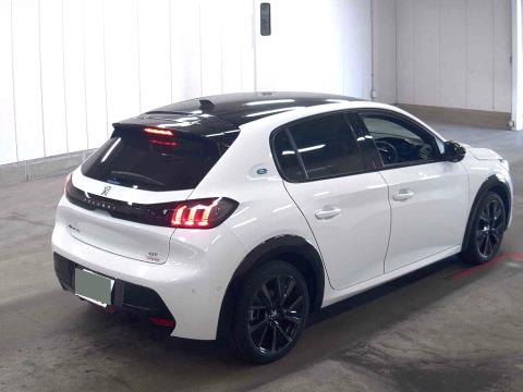 2023 Peugeot e-208 GT Electric - Thumbnail