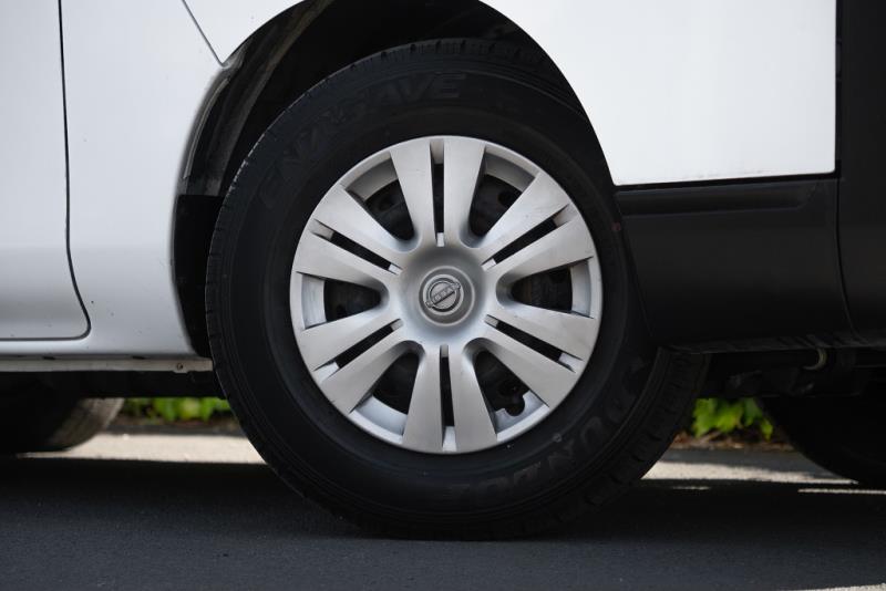 2021 Nissan NV350 / Caravan 5 Door
