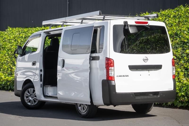 2021 Nissan NV350 / Caravan 5 Door