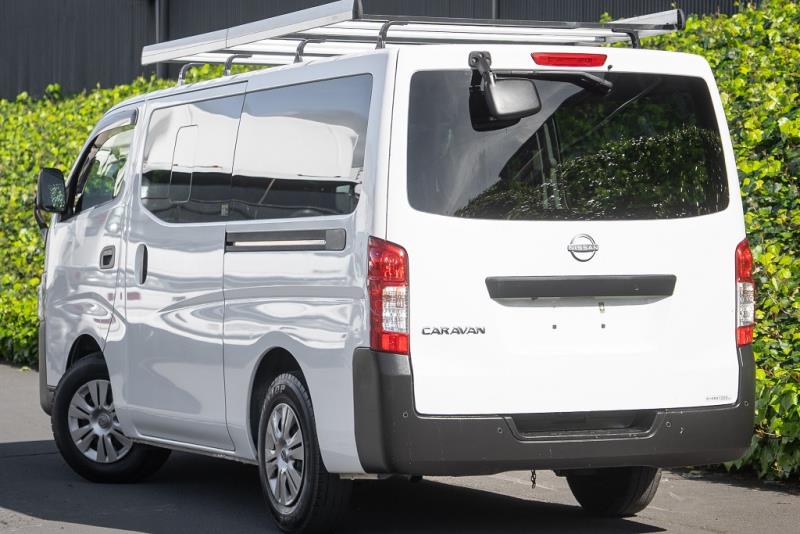 2021 Nissan NV350 / Caravan 5 Door