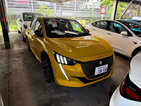 2022 Peugeot e-208 GT Electric - Thumbnail