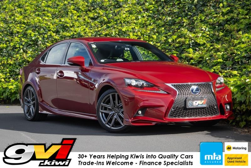 2016 Lexus IS 300h F Sport