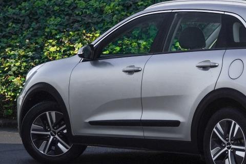 2021 Kia Niro Hybrid LX - Thumbnail