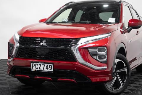 2022 Mitsubishi Eclipse Cross VRX PHEV - Thumbnail