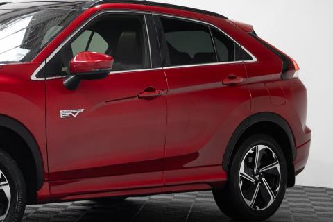 2022 Mitsubishi Eclipse Cross VRX PHEV - Thumbnail
