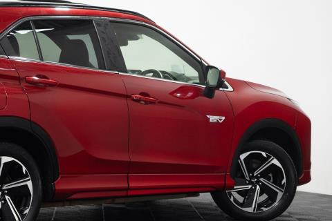 2022 Mitsubishi Eclipse Cross VRX PHEV - Thumbnail