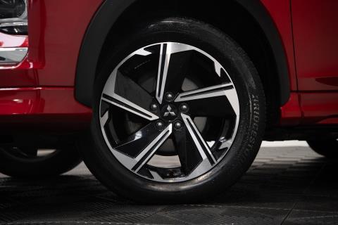 2022 Mitsubishi Eclipse Cross VRX PHEV - Thumbnail