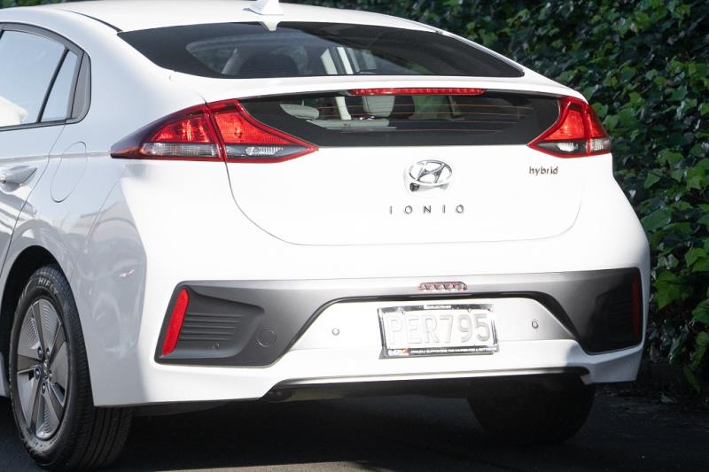2022 Hyundai IONIQ Hybrid