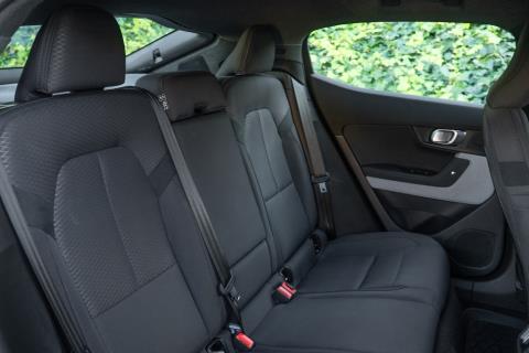 2022 Polestar 2 SRSM 69kWh - Thumbnail