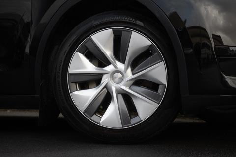 2022 Tesla Model Y 60kWh - Thumbnail