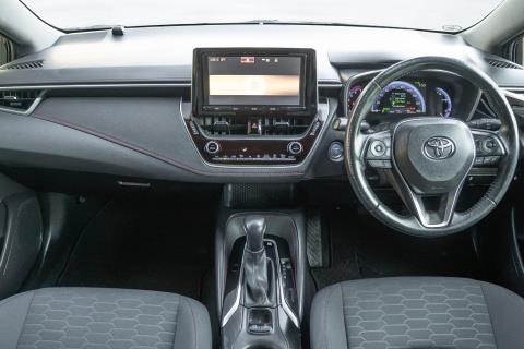 2018 Toyota Corolla Sport Hybrid G Z - Thumbnail