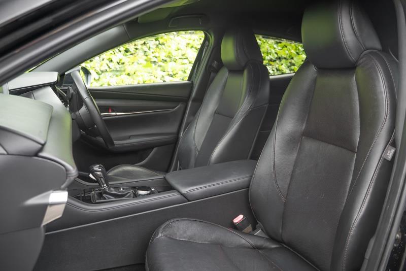 2019 Mazda 3 20S / Axela L Package