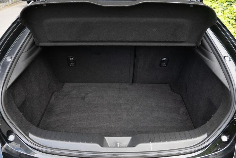 2019 Mazda 3 20S / Axela L Package