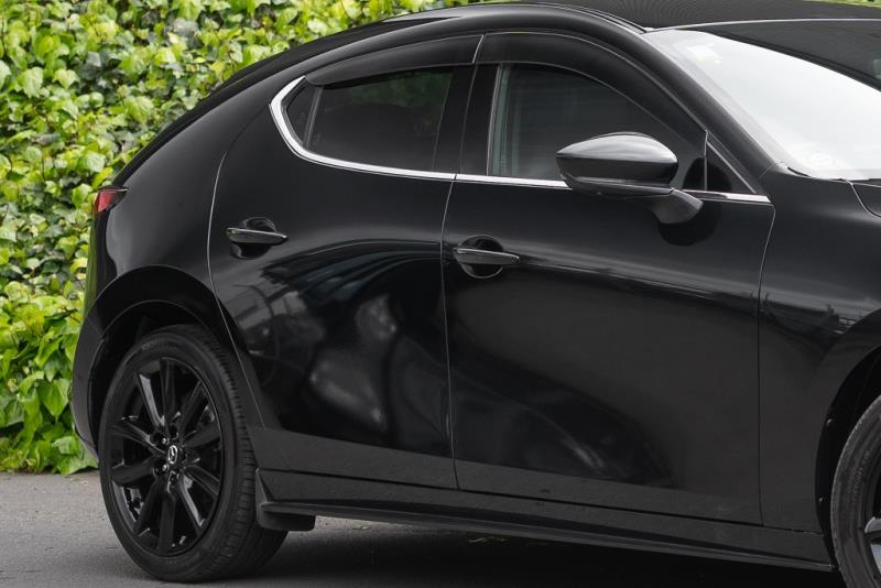 2019 Mazda 3 20S / Axela L Package