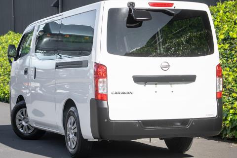 2022 Nissan NV350 / Caravan 5 Door - Thumbnail