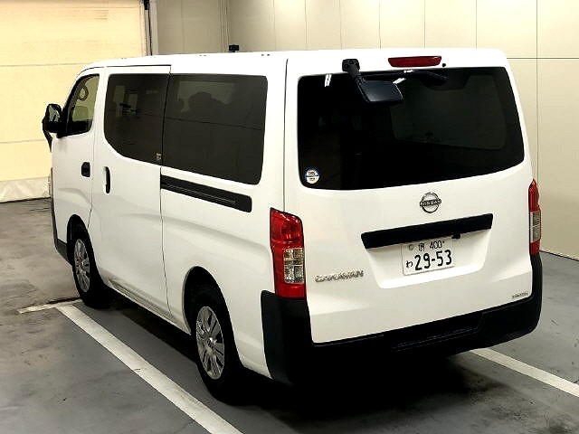 2023 Nissan NV350 / Caravan 5 Door