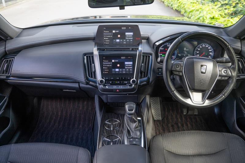2018 Toyota Crown Hybrid S