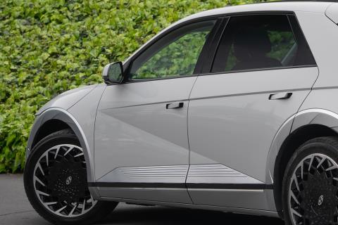 2022 Hyundai Ioniq 5 Lounge 72kWh - Thumbnail